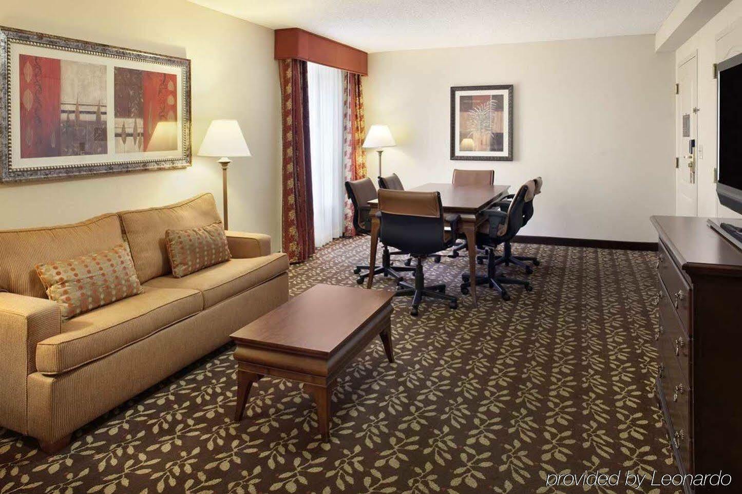 Embassy Suites Orlando - Airport Exterior foto